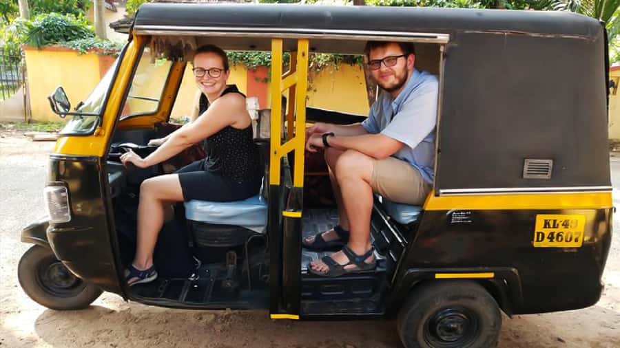 Cairo: Local Market Guided Tour with Tuk-tuk Ride & Lunch - Shopping where Cairo residents shop