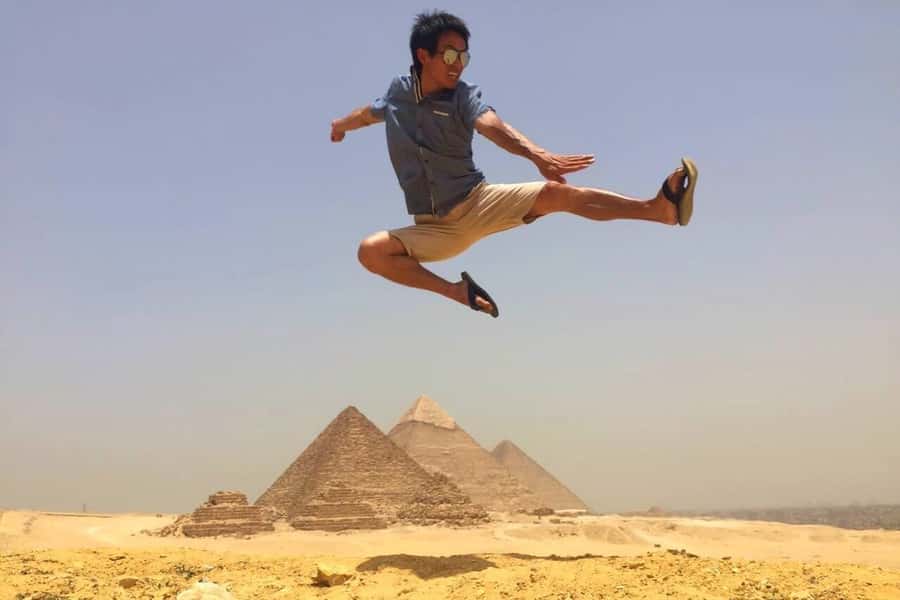 Cairo: Private Pyramids, Museum & Bazaar Tour with Lunch - Why this private Cairo route works