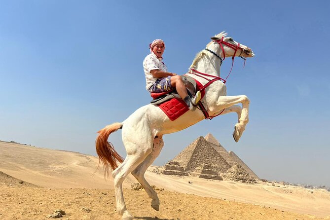 Cairo Private stop over to Giza Pyramids & sphinx, Local Market & Lunch - What the $115 price really covers