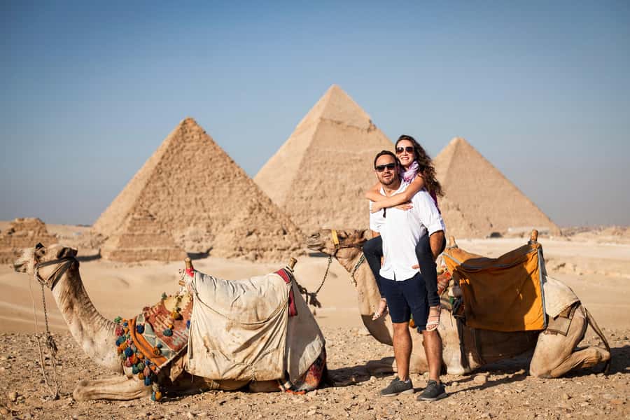 Cairo: Pyramids, Bazaar, Citadel Tour with Photographer - Old Cairo’s churches and synagogue