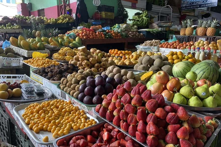 Cali: Fruit Market Walking Tour with Tastings - Why the Cauca River Valley matters to your plate