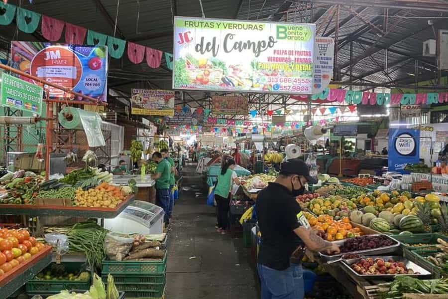 Cali: Fruit Market Walking Tour with Tastings - Practical tips for a better morning