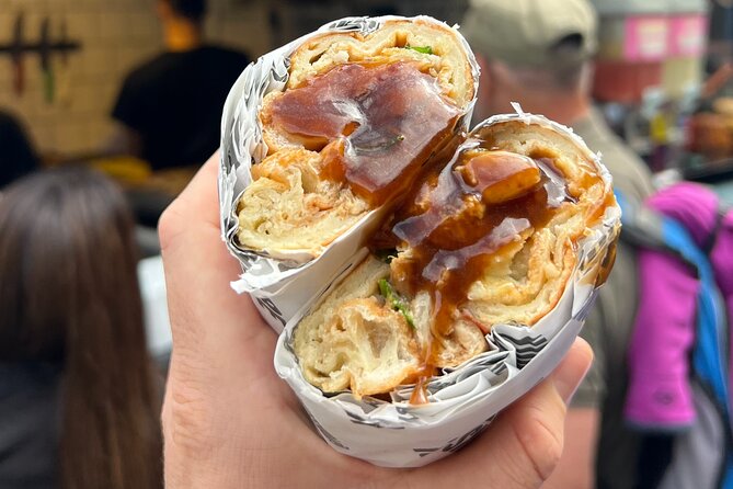 Camden Market Food Tour of 7 Tastings, Gin, Street Food & More - Regent’s Canal and the industrial story