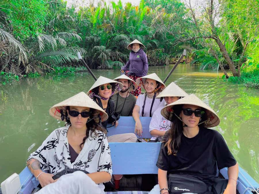 Can Tho: A Real Mekong Tour, Floating Market, Cacao & Life's - A fruit garden with tasting and local plant knowledge