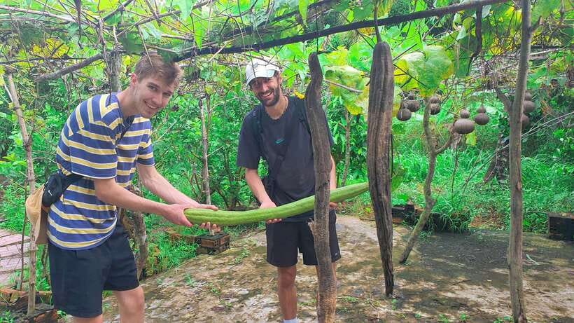 Can Tho: Authentic Mekong Delta – Real Local Life Tour. - Visiting a genuine floating house