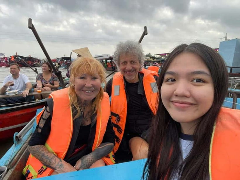 Can Tho: Floating Market, Cacao & Canals with French Guide - Cacao milk and wine at the organic farm
