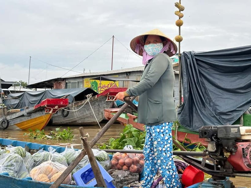 Can Tho: Floating Market, Cacao & Canals with French Guide - Cai Rang Floating Market before breakfast