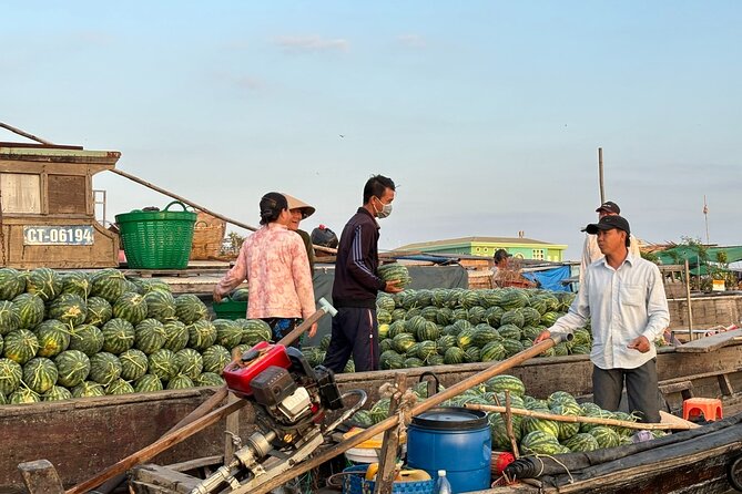 Can Tho: Floating Market, Canals, Nature Reserve & Forest - An Binh Market and the food connection