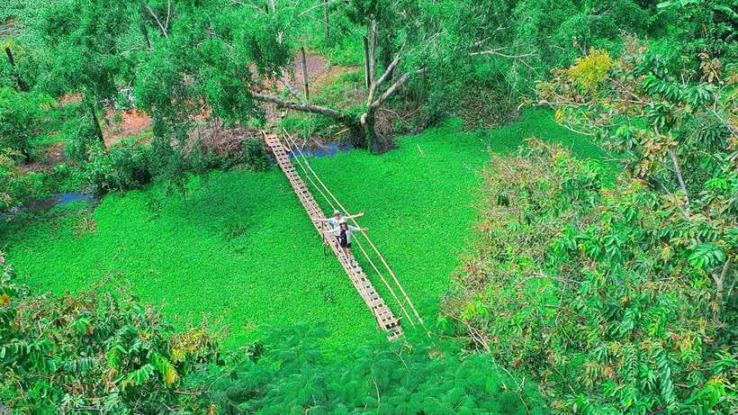 Can Tho: Floating Market & Lung Ngoc Hoang Nature Reserve - A Khmer pagoda and a quieter cultural pause