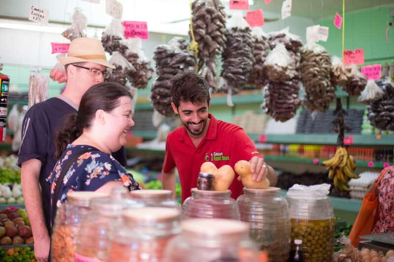 Cancún: Cooking Class and Optional Local Market Tour - What you cook during the four-hour session