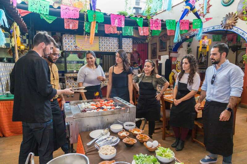 Cancún: Cooking Class and Optional Local Market Tour - Adding the local market visit in Cancún
