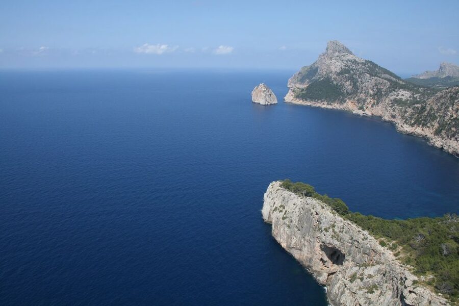 Cap de Formentor: Market, Beach, and Alcudia Tour - The climb to Cap de Formentor
