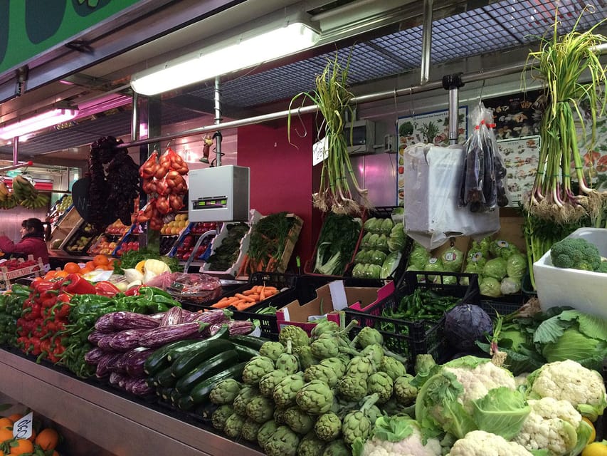 Cartagena: Traditional Market Tour and Tasting - What the food tastings actually add