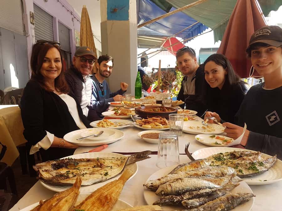 Casablanca: Central Market Food Tour with Tastings and Lunch - Street tastings show the city beyond lunch