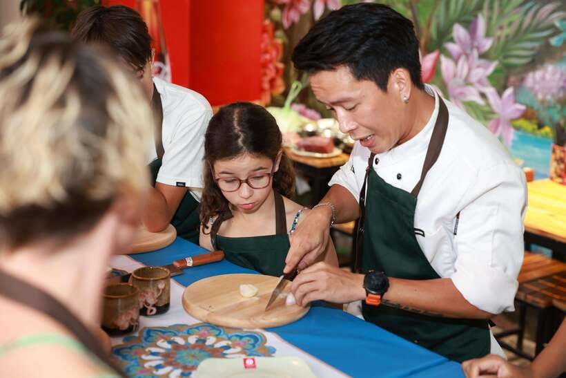 CatBa: Authentic Vietnam Cooking Class and local market tour - What the $30 price really covers