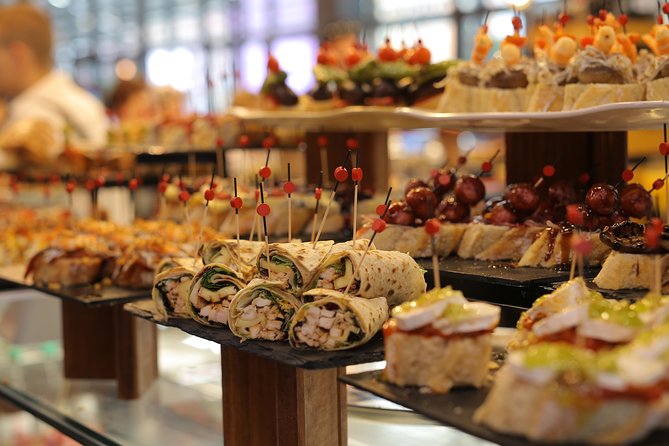 CERTAL Exclusive Tour: LA RIBERA Market + GASTROBARS Bilbao (3h) - Who will get the most from this tour?
