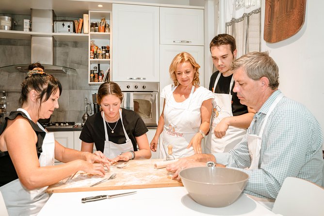 Cesarine: Market Tour & Cooking Class at Local's Home in Bologna - The market visit: learning what to buy in Bologna