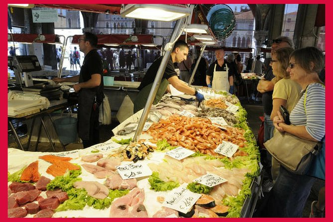 Cesarine: Market Tour & Home Cooking Class in Catania - Timing, meeting point, and cancellation