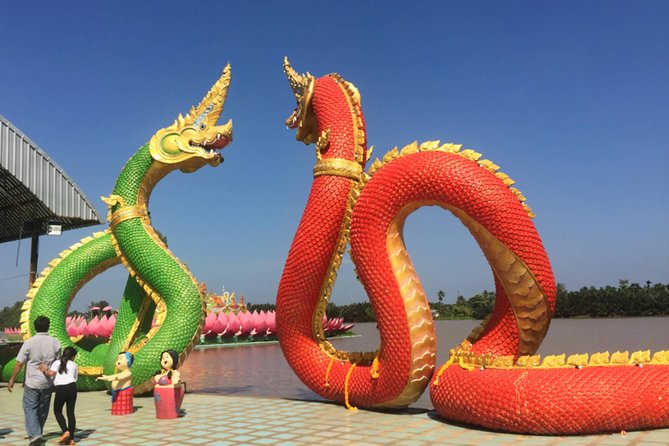 Chachoengsao One Day Trip from Bangkok : Historic Market and Buddhist Temples - The giant pink Ganesha at Wat Saman Rattanaram
