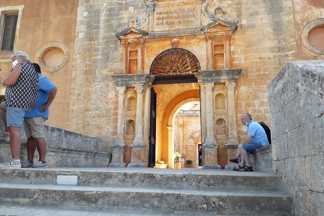 Chania: Old Town, Public Market, Hill of Prophet Elias, Agia Triada - Chania Old Town mixes three cultural chapters
