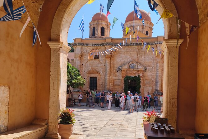 Chania: Old Town, Public Market, Hill of Prophet Elias, Agia Triada - How much value do you get for $818.14?