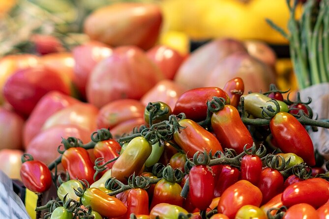 Chef Led Porto Market Tour and Portuguese Tapas Class with Wine - Practical details that affect your morning