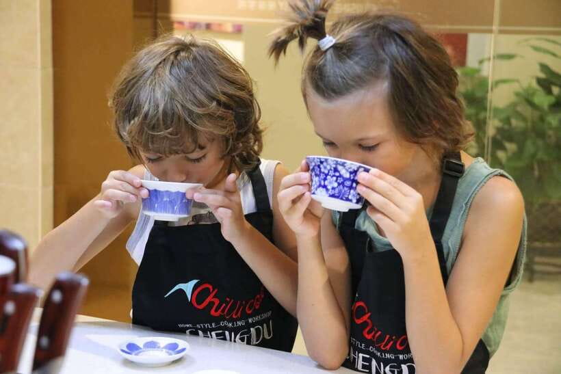 Chengdu: Cooking Class with Fresh Market Half Day Experience - Who will enjoy it most?