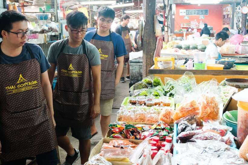 Chiang Mai: Cooking Class, Market & Thai Herbs Garden Tour - The herb garden connects the market to the meal