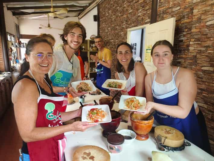 Chiang Mai: Morning Cooking Class with Market Visit - Six dishes, chosen from a wide Thai menu