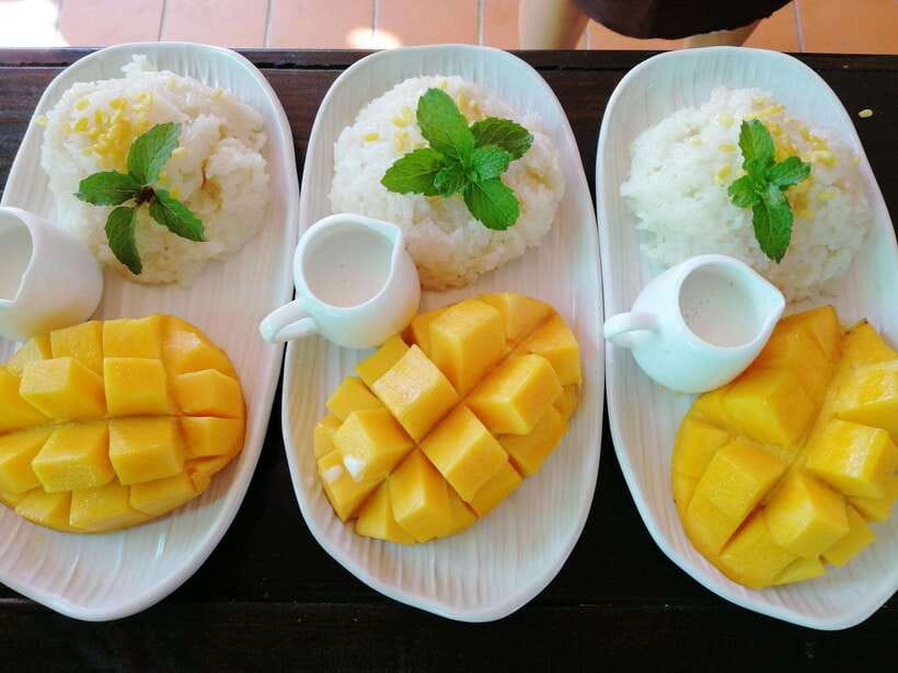 Chiang Mai: Thai Cooking and Market Tour with Lanna Smile - Fresh ingredients and sensible food standards