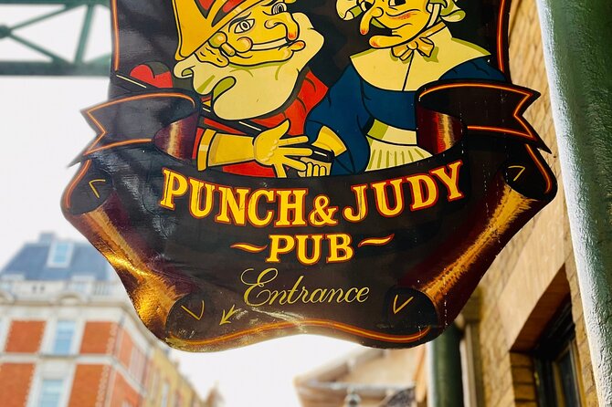 Christmas Lights and Markets Guided Walking Tour with Mulled Wine - Why this short Christmas walk works