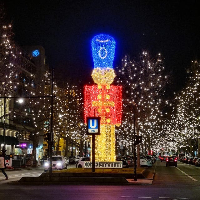Christmas market lights tour bus through Berlin, free mulled wine (2.5 hours) - Why a bus is a smart way to see Berlin at Christmas