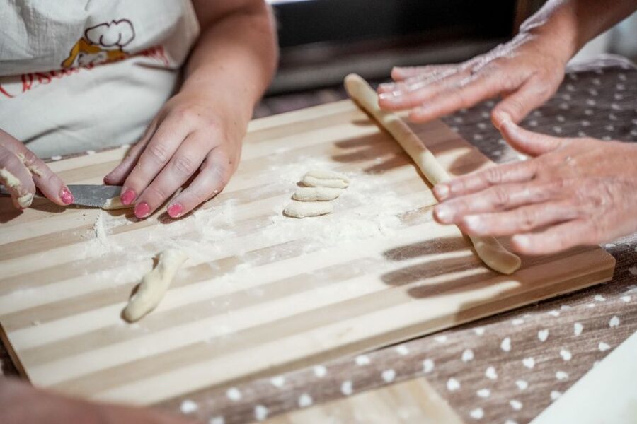 Cook with Mimma: Optional Market Tour & Puglian Flavors - Making Puglian bruschetta with local ingredients
