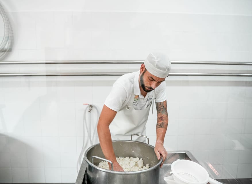 Cook with Mimma: Optional Market Tour & Puglian Flavors - Timing, language, and practical planning