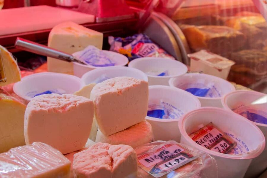 Cooking class, visit to the Catania market and light lunch - What the light lunch actually adds