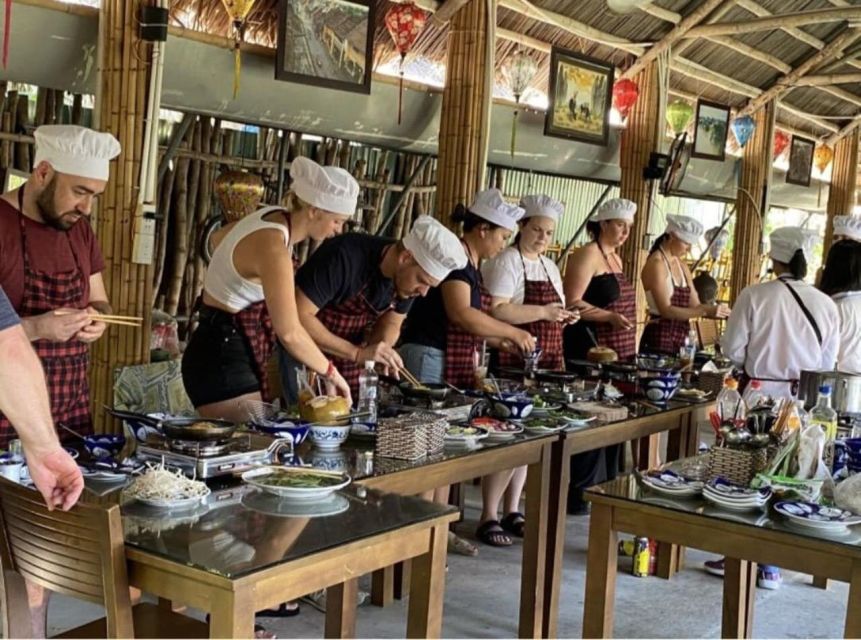Cooking Class w Phở and Market & Basket Boat Ride in Hoi An - What the Guide Adds to the Day