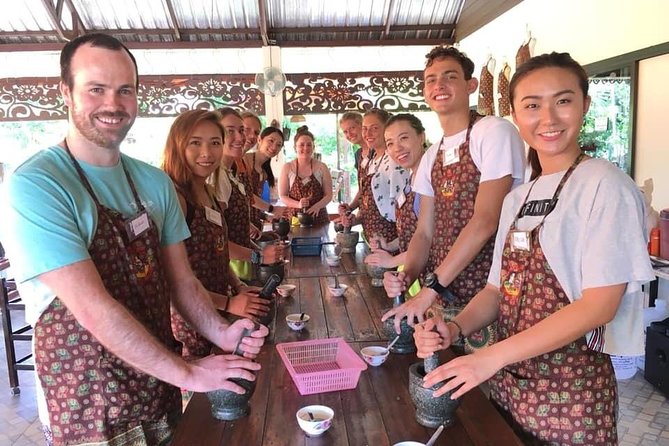 Cooking Morning Class Chiang Mai Visit Organic Garden and Market - The Instructors Set the Pace