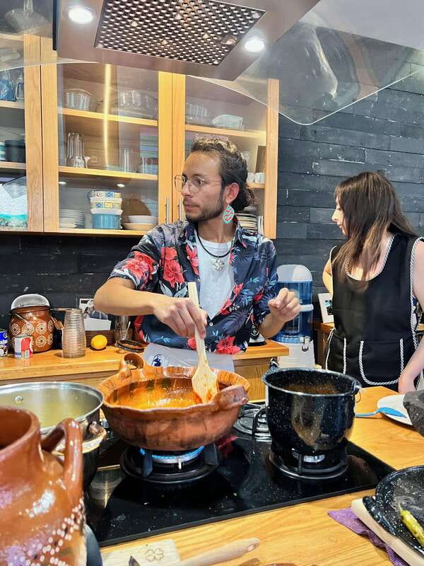 Coyocán: Market Tour and Cooking Class - Walking to Meztli Boutique House & Spa