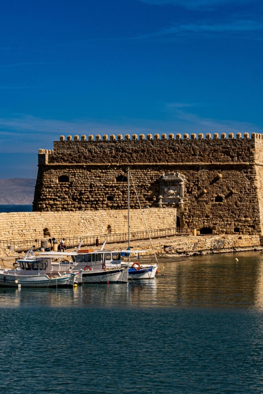 Crete: Day Tour to Heraklion City, Market & CRETAquarium - Who will enjoy this outing most