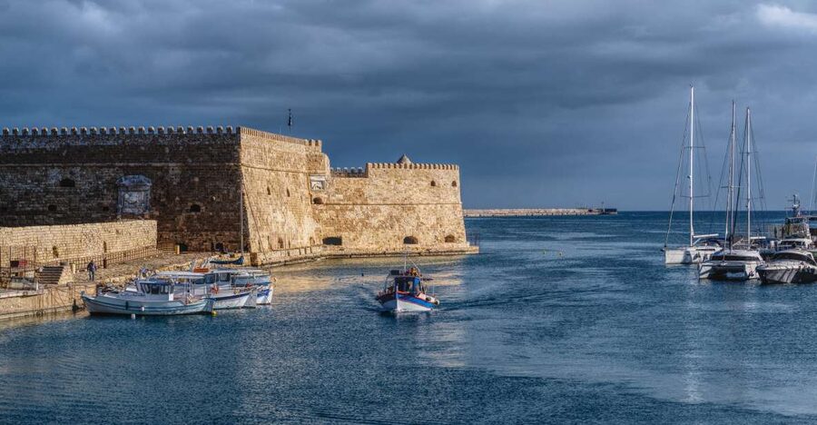 Crete: Heraklion Center, Local Market and Creta Aquarium - A Six-Hour Route from Resort Pickup to Heraklion