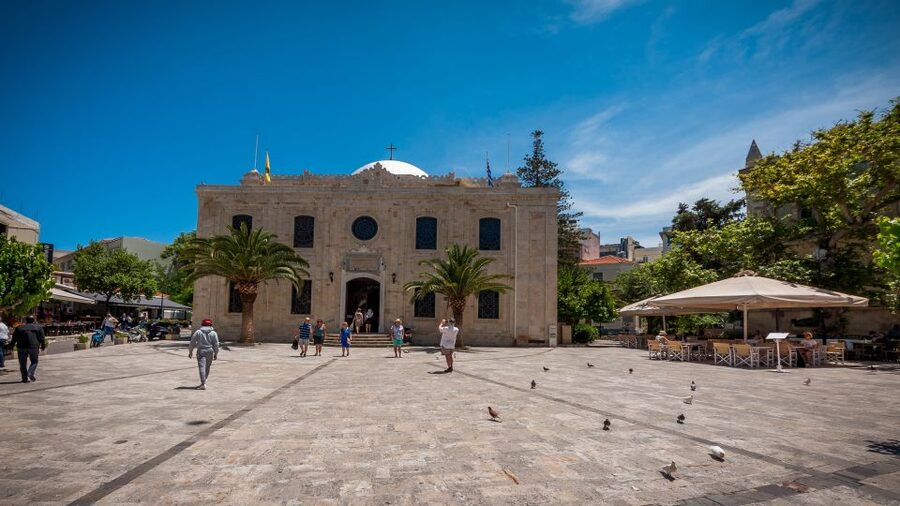 Crete: Knossos Palace, Heraklion City, Market Guided Tour - How much value do you get for $41?