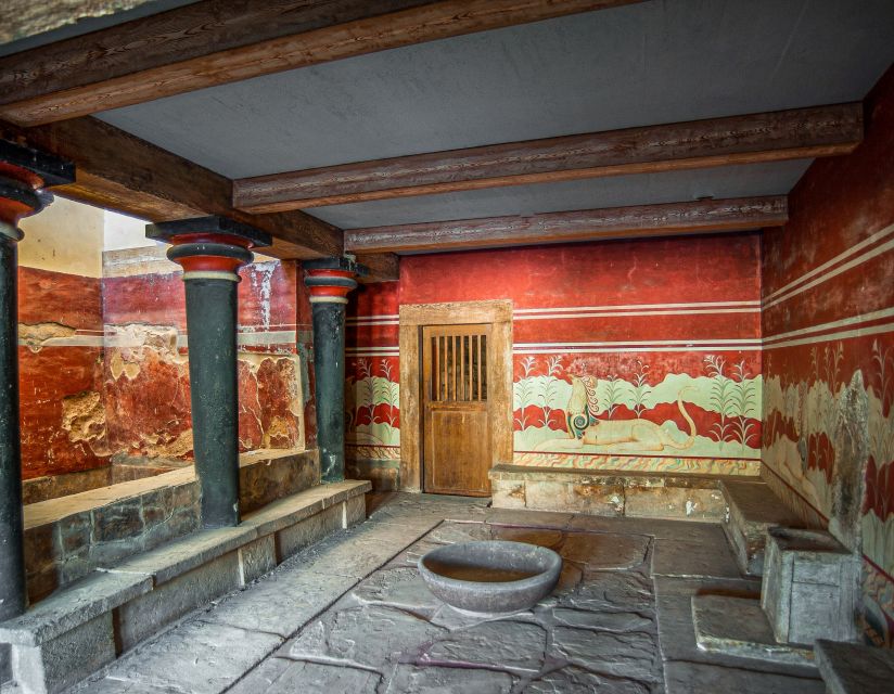 Crete: Knossos Palace, Heraklion City, Market Guided Tour - Who should book this Crete day tour?