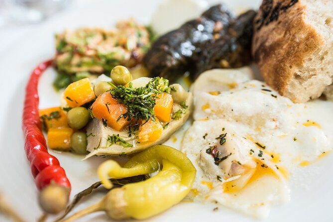 Culinary Backstreets of the Bazaar Quarter - How the 5.5-hour length affects your day