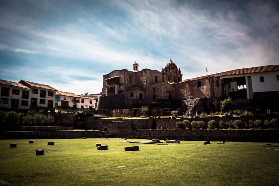 Cusco: Coricancha, Cathedral & San Pedro Market Walking Tour - San Pedro Market: a look at Cusco’s daily pantry