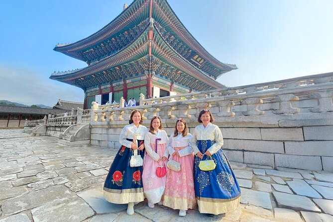 Customizable Seoul Private Tour Palaces Food and Markets - Key points at a glance