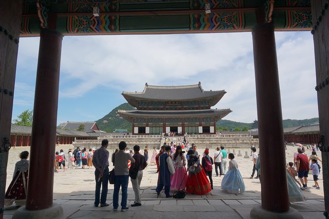 Customized Private Seoul tour: Palace, Market etc(Airport Option) - The DMZ option requires careful timing