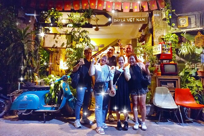 Da Nang By Night: Seafood dinner, night market and cruise trip - The 45-minute Han River cruise