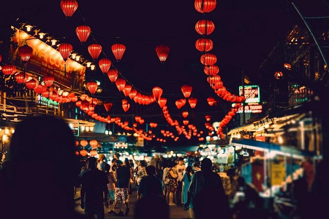 Da Nang By Night: Seafood dinner, night market and cruise trip - What the $39 price really covers