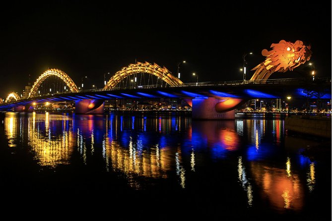 Da Nang By Night: Seafood dinner, night market and cruise trip - Dragon Bridge, Han Bridge, and the city lights
