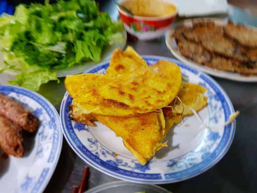 Da Nang: Con Market And Seafood Street Experience - Why this food tour works well in Da Nang